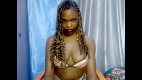 Sophie online show from 07-21-26, 06:38