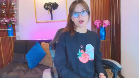 Cherry online show from 04-18-26, 07:58