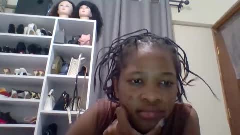 Snapshot of cherryblossom2002 chatting on 11-30-25, 07:29 Cherryblossom2002 online show from 11-30-25, 07:29