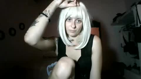 cherryblushxo online show from 03-25-26, 05:57