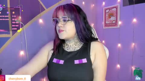 Snapshot of cherrybom_ chatting on 09-13-25, 02:00  dayis independent model  online show from 09-13-25, 02:00