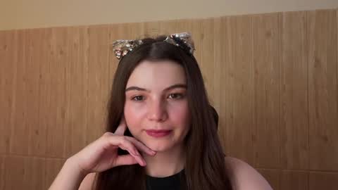 Lina online show from 02-16-25, 04:20