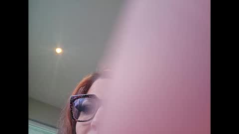 Cherry milf xx online show from 03-18-26, 09:18