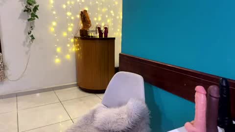 Snapshot of cherryjinx chatting on 04-15-26, 07:58 cherryjinx online show from 04-15-26, 07:58