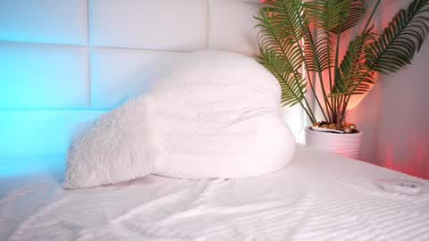 Snapshot of cherryjulia chatting on 01-13-25, 01:56 Julia online show from 01-13-25, 01:56