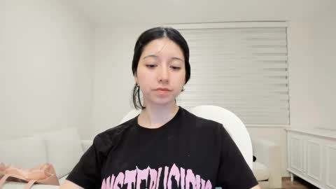 cherrycute666 online show from 04-10-26, 03:34