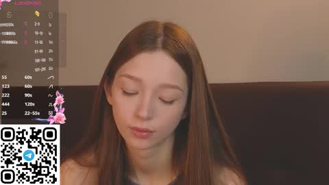 Snapshot of cherrymira chatting on 10-06-25, 06:22 Loise online show from 10-06-25, 06:22