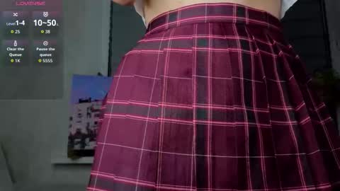 Lysia online show from 11-26-25, 12:28