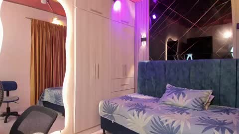 Snapshot of chery_hott chatting on 09-12-25, 11:10 Cherry Kathalina online show from 09-12-25, 11:10