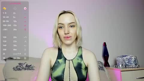 Snapshot of cherylmason chatting on 02-19-25, 10:09 Cheryl online show from 02-19-25, 10:09