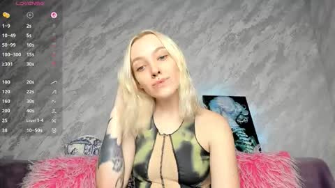 Snapshot of cherylmason chatting on 09-17-25, 12:12 Cheryl online show from 09-17-25, 12:12