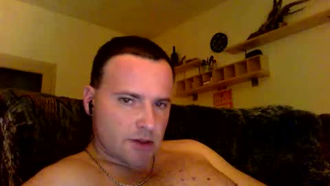 Snapshot of cheryloverboy chatting on 01-18-26, 01:42 cheryloverboy online show from 01-18-26, 01:42