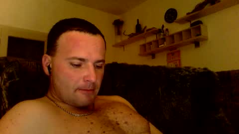 Snapshot of cheryloverboy chatting on 01-18-26, 10:24 cheryloverboy online show from 01-18-26, 10:24