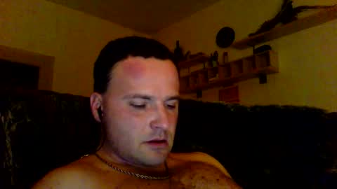 Snapshot of cheryloverboy chatting on 02-14-26, 06:37 cheryloverboy online show from 02-14-26, 06:37