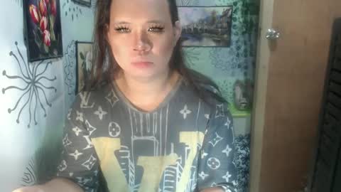 chescahotxxxl online show from 01-06-25, 08:07