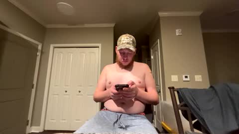 Snapshot of chevycamaro1978 chatting on 02-14-25, 09:13 chevycamaro1978 online show from 02-14-25, 09:13