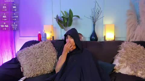 Snapshot of cheys_mast chatting on 05-03-26, 06:58 Cheys online show from 05-03-26, 06:58