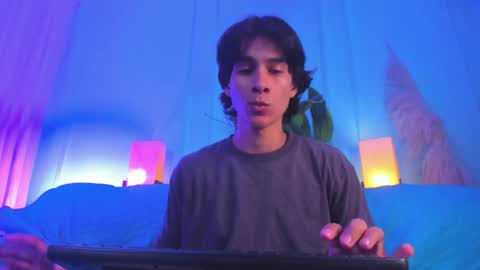 Snapshot of cheys_mast chatting on 06-06-26, 06:34 Cheys online show from 06-06-26, 06:34