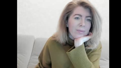 Snapshot of chicafortuna chatting on 03-05-25, 02:03 NBFG online show from 03-05-25, 02:03