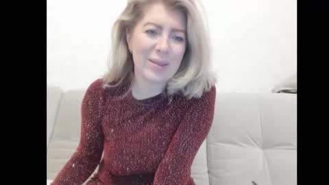 Snapshot of chicafortuna chatting on 11-10-25, 02:32 NBFG online show from 11-10-25, 02:32