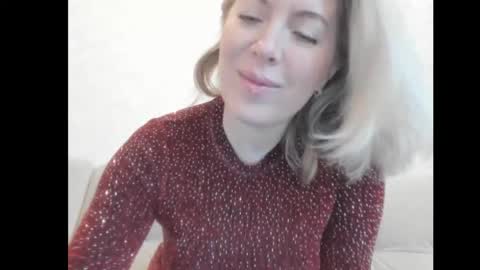Snapshot of chicafortuna chatting on 11-23-25, 03:39 NBFG online show from 11-23-25, 03:39