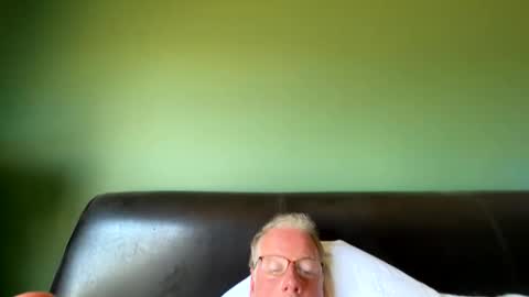 Snapshot of chicagodaddy74 chatting on 02-25-25, 05:47 chicagodaddy74 online show from 02-25-25, 05:47