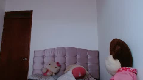 Snapshot of chicarita_fire chatting on 10-11-25, 09:57 Channel Fire online show from 10-11-25, 09:57