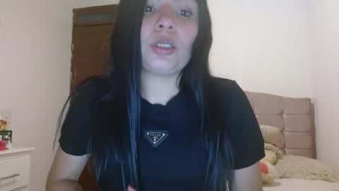 Snapshot of chicarita_fire chatting on 11-22-25, 11:26 Channel Fire online show from 11-22-25, 11:26