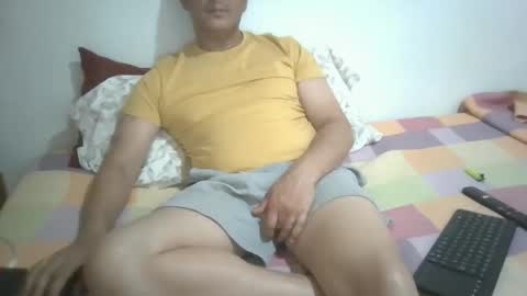Snapshot of chicodelsur69 chatting on 05-05-26, 06:38 Chicodelsur online show from 05-05-26, 06:38