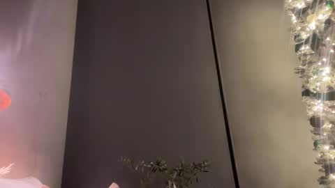 Snapshot of chiguy841 chatting on 12-16-24, 03:19 ChiGuy841 online show from 12-16-24, 03:19