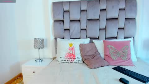 Chiki online show from 10-12-25, 07:46