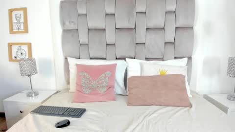 Chiki online show from 10-26-25, 08:15