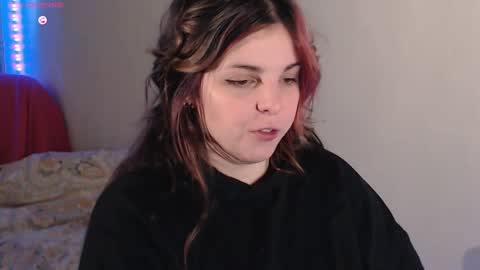 Snapshot of chill_saya chatting on 02-05-25, 11:34 Saya online show from 02-05-25, 11:34