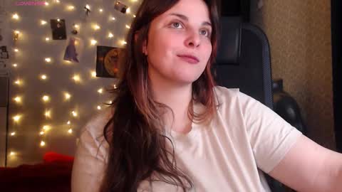 Snapshot of chill_saya chatting on 09-10-25, 06:30 Saya online show from 09-10-25, 06:30