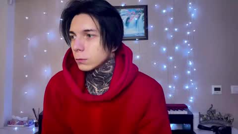 Snapshot of chillguy2k chatting on 12-07-24, 07:32 Rick online show from 12-07-24, 07:32