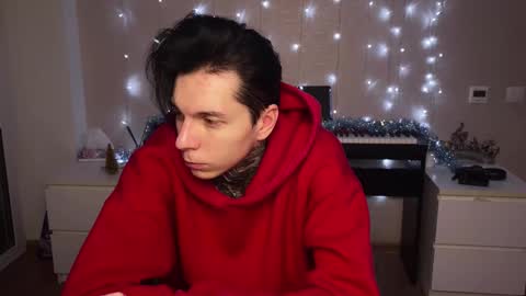 Snapshot of chillguy2k chatting on 12-15-24, 02:05 Rick online show from 12-15-24, 02:05