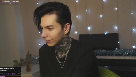 Snapshot of chillguy2k chatting on 12-20-24, 04:46 Rick online show from 12-20-24, 04:46