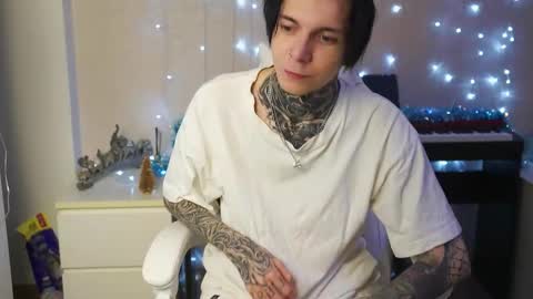 Snapshot of chillguy2k chatting on 12-27-24, 10:16 Rick online show from 12-27-24, 10:16