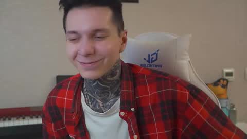 Snapshot of chillguy2k chatting on 01-11-25, 02:47 Rick online show from 01-11-25, 02:47