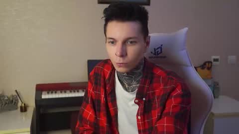 Snapshot of chillguy2k chatting on 01-19-25, 10:17 Rick online show from 01-19-25, 10:17