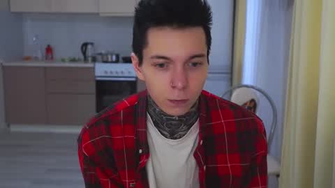 Snapshot of chillguy2k chatting on 01-29-25, 02:40 Rick online show from 01-29-25, 02:40