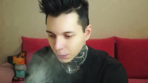 Snapshot of chillguy2k chatting on 02-14-25, 06:29 Rick online show from 02-14-25, 06:29