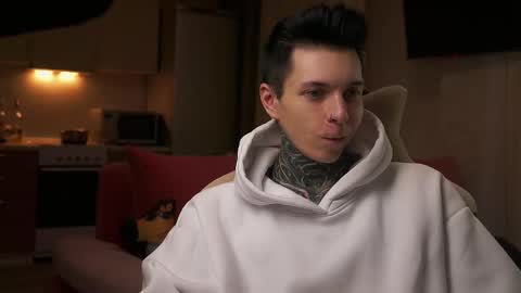 Snapshot of chillguy2k chatting on 03-07-25, 09:06 Rick online show from 03-07-25, 09:06