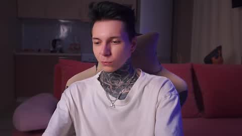 Snapshot of chillguy2k chatting on 03-11-25, 10:20 Rick online show from 03-11-25, 10:20