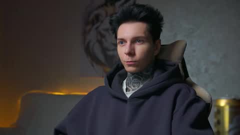 Snapshot of chillguy2k chatting on 09-13-25, 04:18 Rick online show from 09-13-25, 04:18