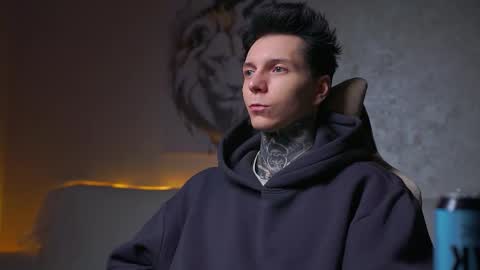 Snapshot of chillguy2k chatting on 09-16-25, 10:44 Rick online show from 09-16-25, 10:44