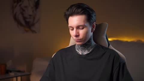 Snapshot of chillguy2k chatting on 10-07-25, 11:57 Rick online show from 10-07-25, 11:57