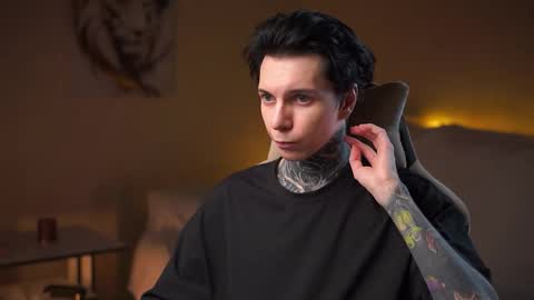 Snapshot of chillguy2k chatting on 11-02-25, 09:28 Rick online show from 11-02-25, 09:28