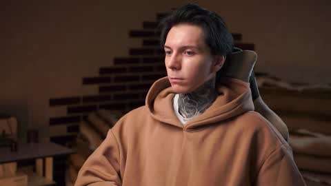 Snapshot of chillguy2k chatting on 12-03-25, 04:05 Rick online show from 12-03-25, 04:05