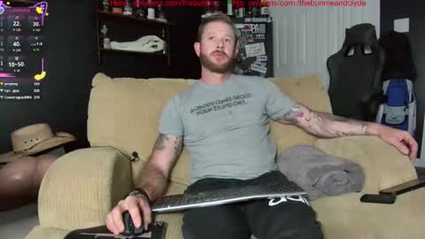 Chillinthemosttt online show from 11-14-25, 02:43